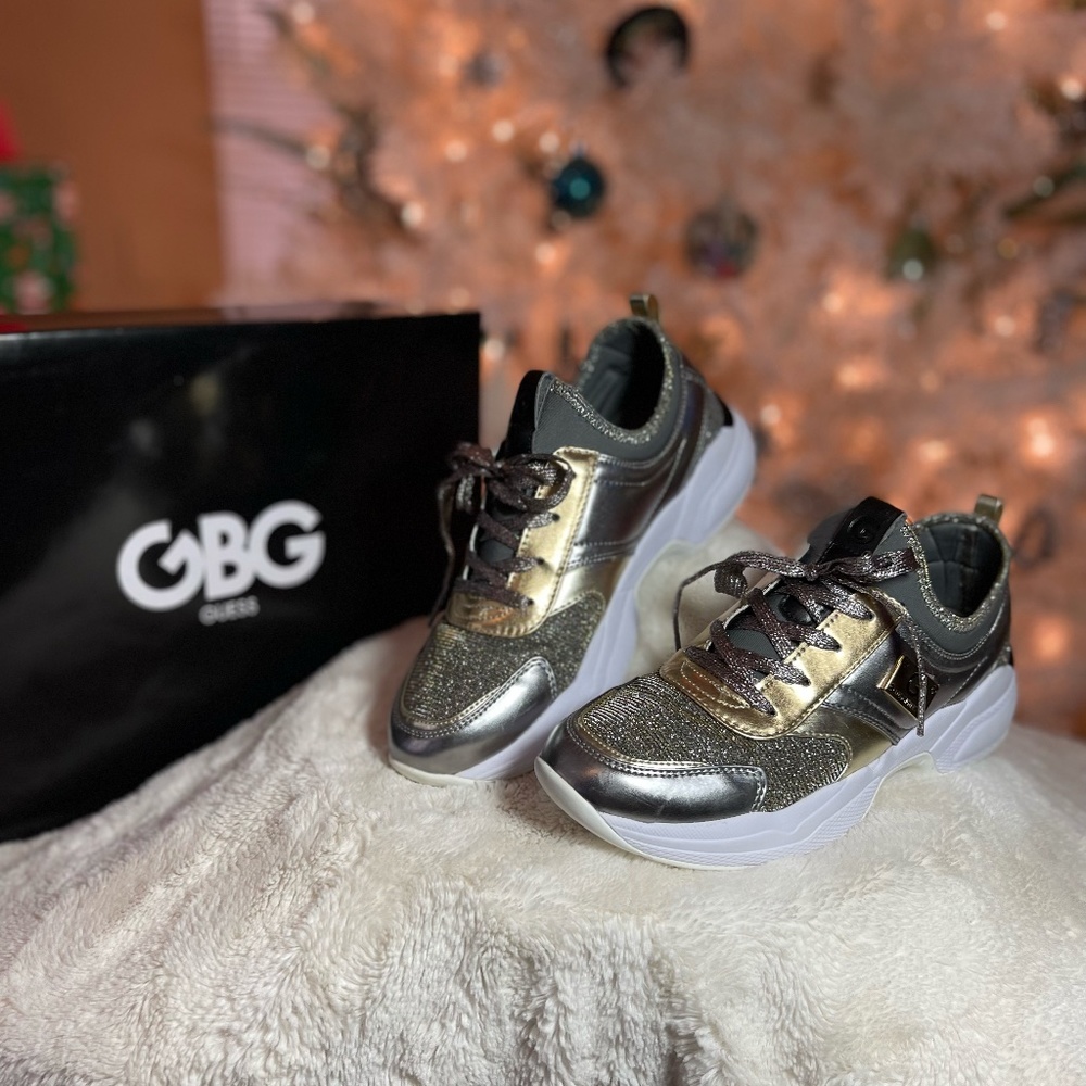 GBG  Los Angeles Women's Designer Athletic Shoe
